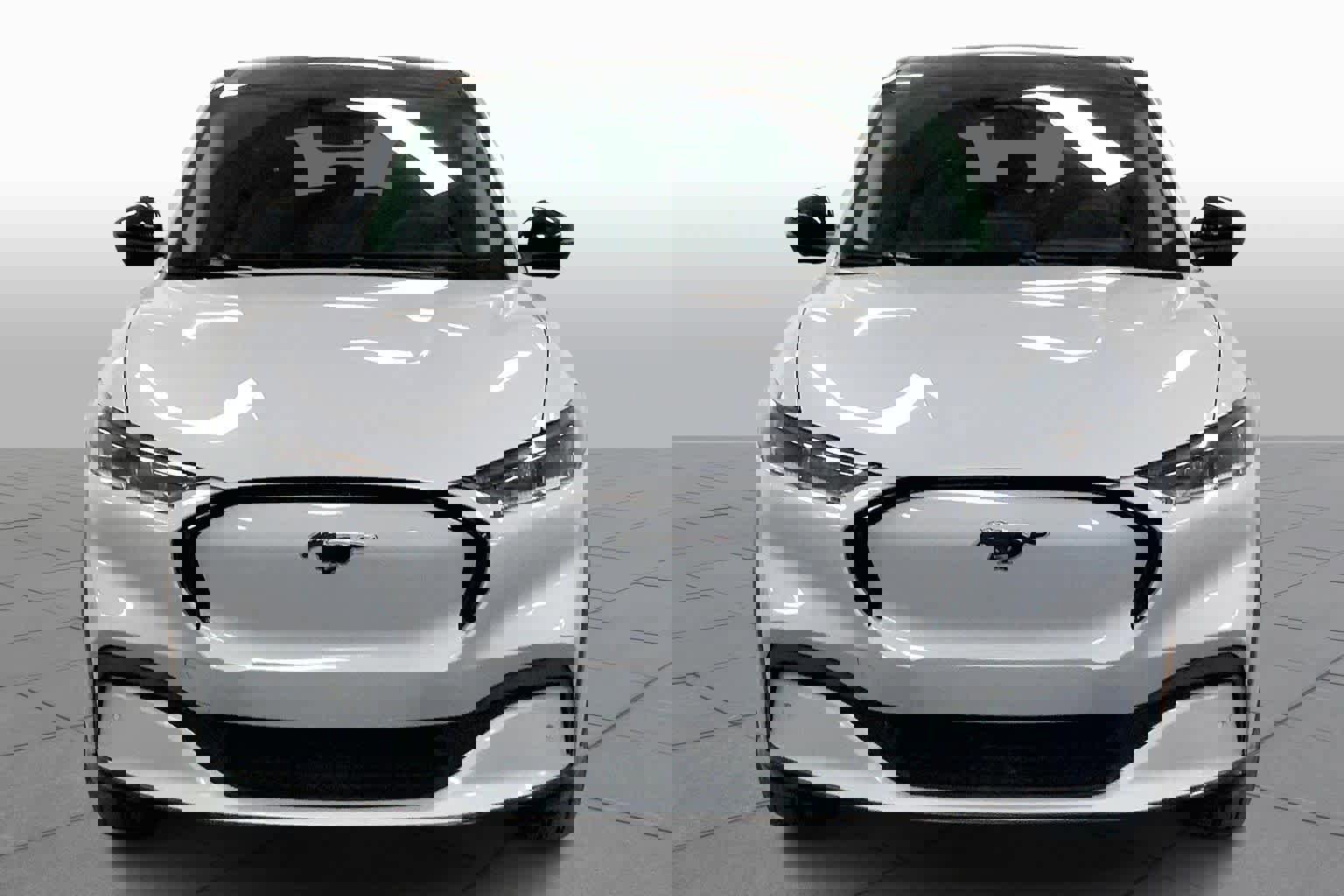 Certified 2022 Ford Mustang Mach-E Premium image 3