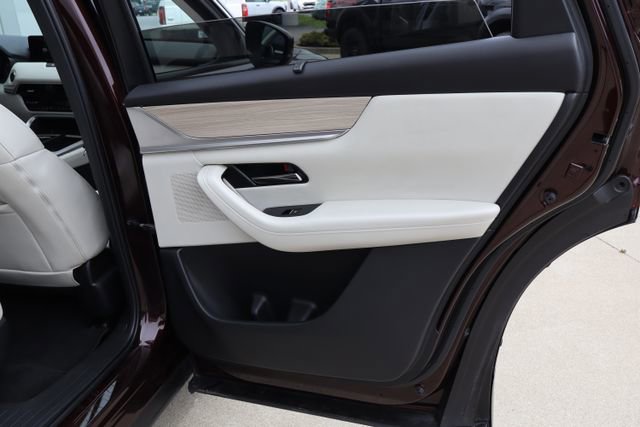 Used 2024 MAZDA CX-90 3.3 Turbo w/ Premium Plus Pkg AWD/4WD image 34