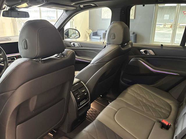 Used 2023 BMW X5 xDrive40i w/ Premium Essential Package image 25