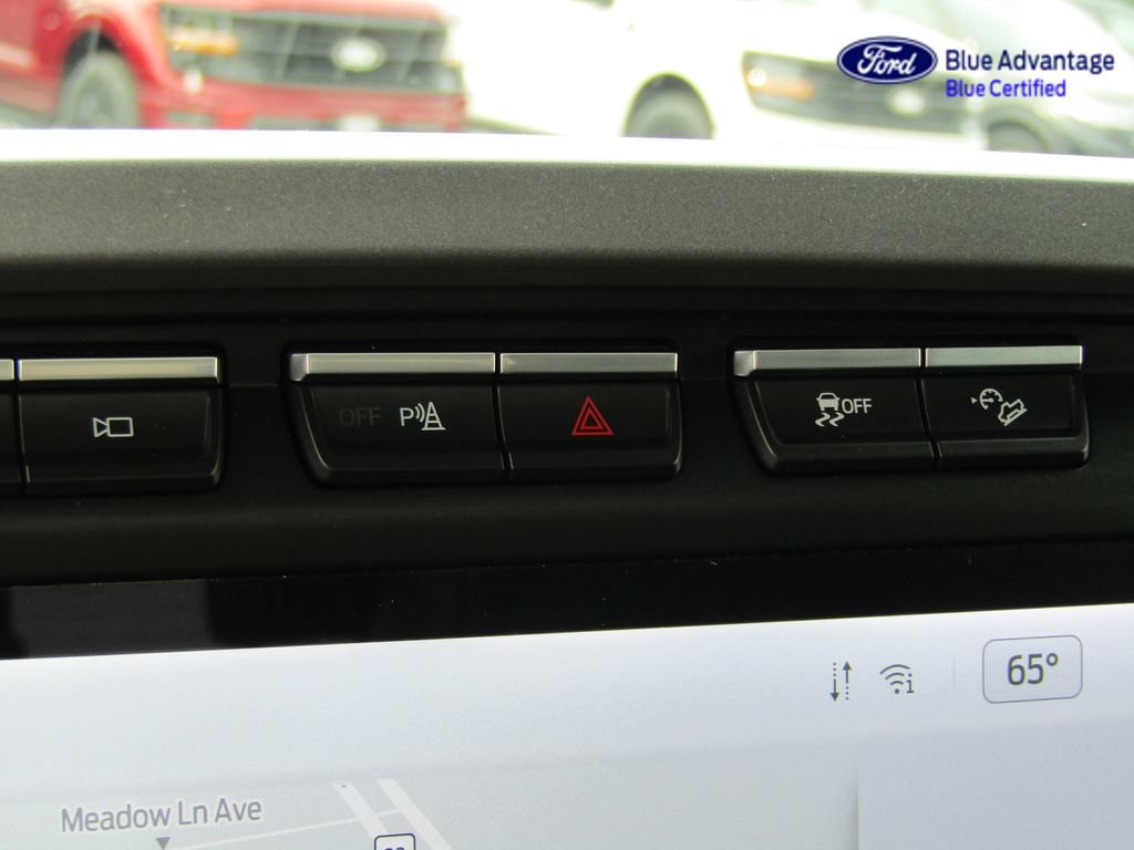 Certified 2022 Ford F150 Lariat w/ Equipment Group 502A High AWD/4WD image 39