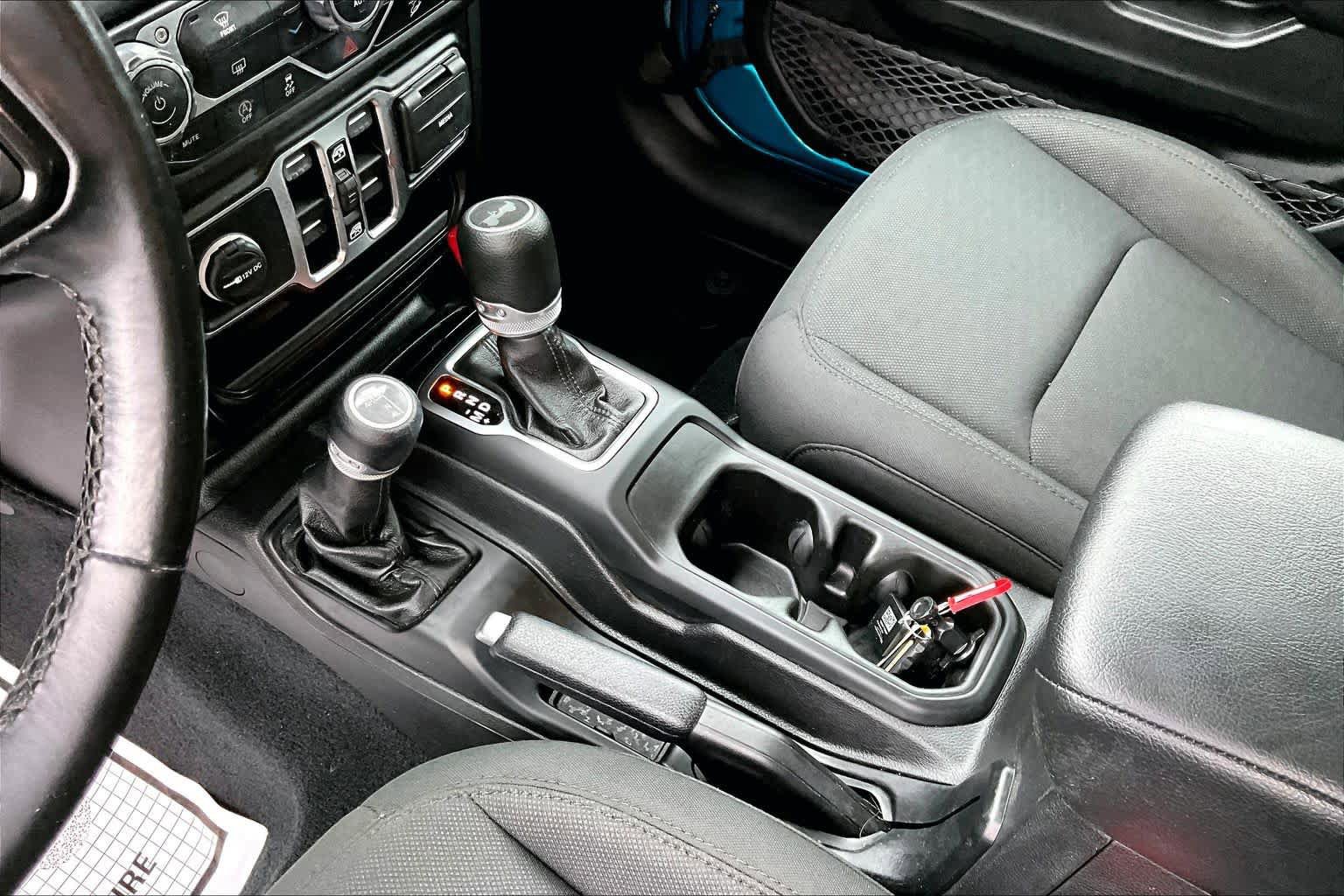 Used 2020 Jeep Wrangler Unlimited Sport S AWD/4WD image 17