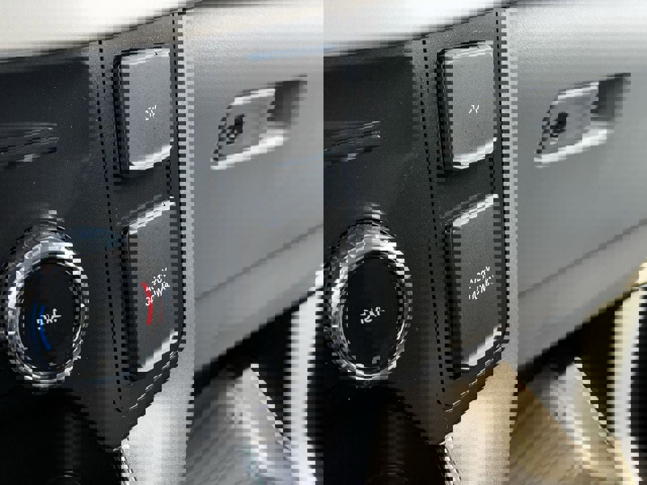 Certified 2023 Ford F150 XLT w/ Equipment Group 302A High image 26