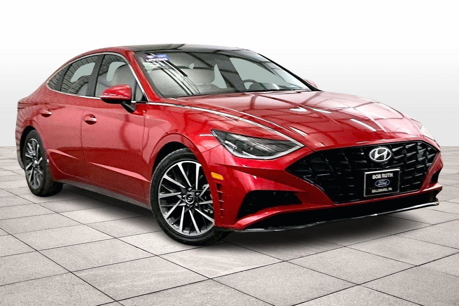 Used 2021 Hyundai Sonata Limited w/ Cargo Package image 2