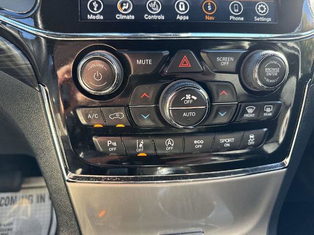 Used 2022 Jeep Grand Cherokee Laredo X image 19