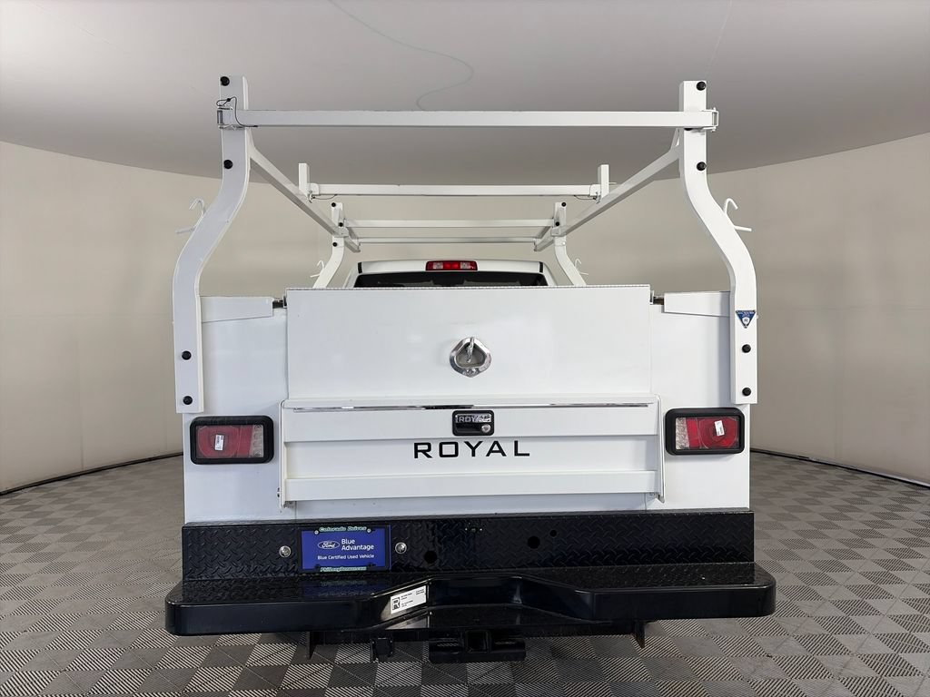 Used 2024 RAM 3500 Tradesman w/ Chrome Appearance Group AWD/4WD image 6