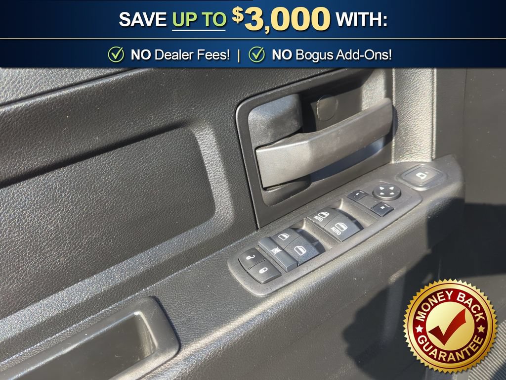 Used 2024 RAM 2500 Tradesman w/ Chrome Appearance Group AWD/4WD image 16