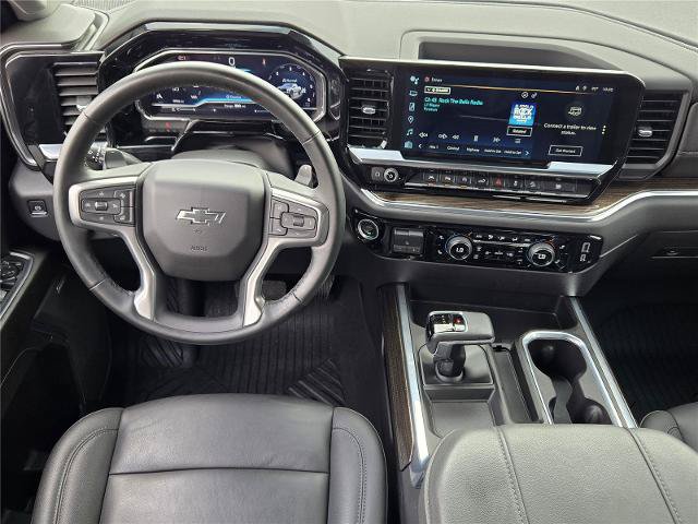 Used 2024 Chevrolet Silverado 1500 LT Trail Boss w/ LT Trail Boss Premium Package AWD/4WD image 25