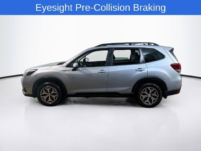 Used 2023 Subaru Forester Premium AWD/4WD image 6
