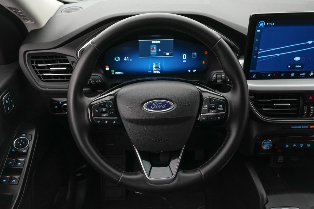 Certified 2025 Ford Escape Platinum AWD/4WD image 13