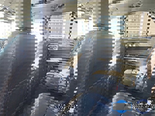 Certified 2022 Ford Explorer XLT w/ Equipment Group 202A image 24