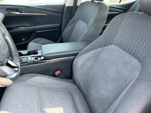 Used 2025 Toyota Camry LE w/ Convenience Package FWD image 23