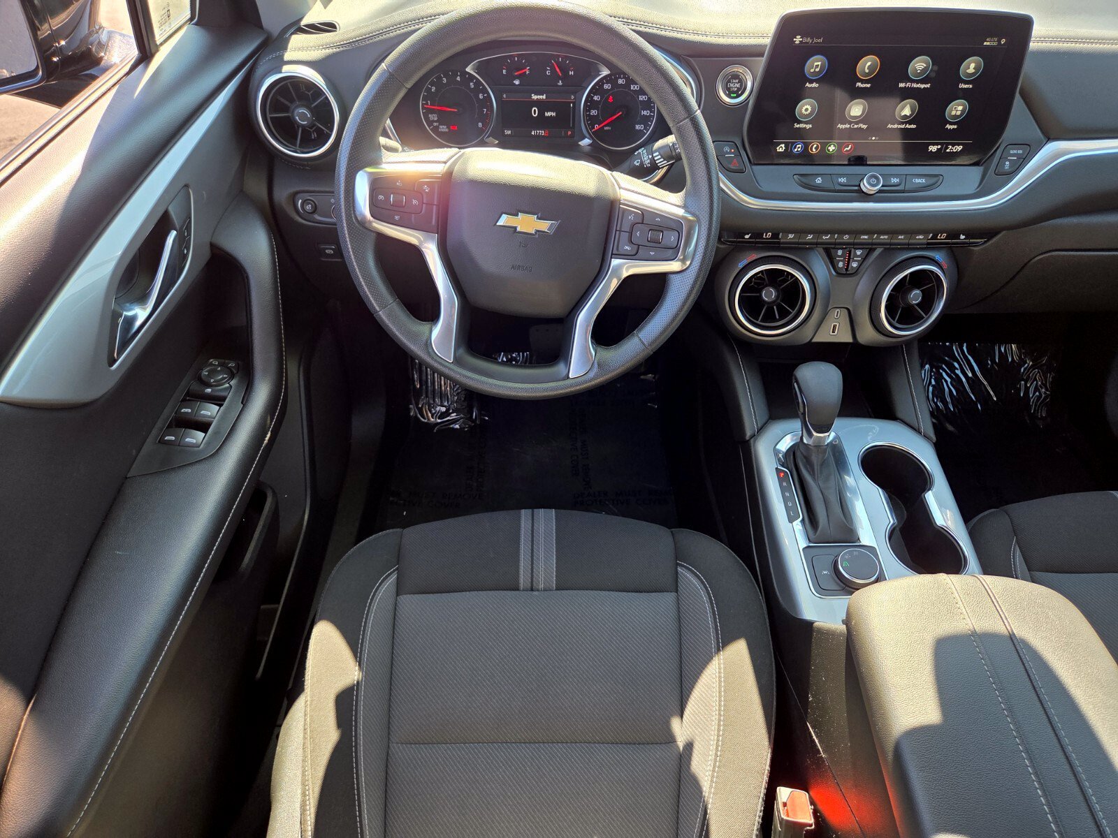 Used 2025 Chevrolet Blazer LT FWD image 12