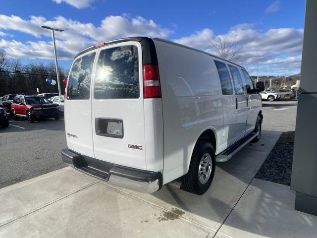 Used 2024 GMC Savana 2500 Work Van w/ Driver Convenience Package image 9