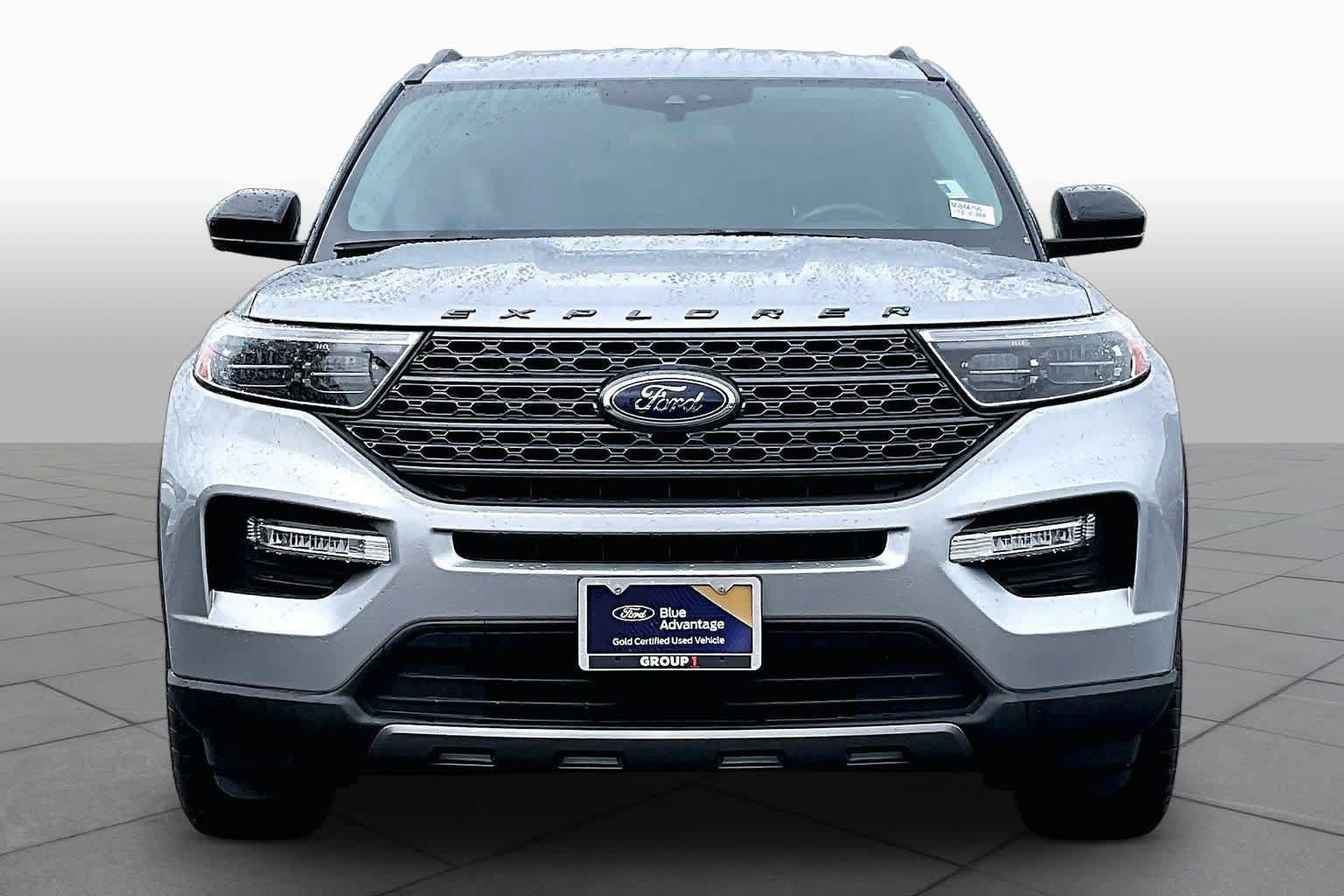 Certified 2022 Ford Explorer XLT w/ Equipment Group 202A AWD/4WD image 4
