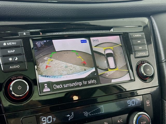 Used 2020 Nissan Rogue SV w/ Sun & Sound Touring Package image 14