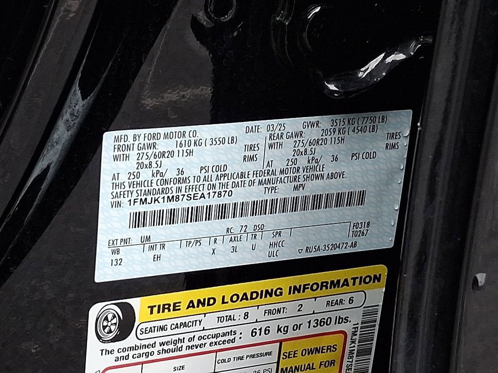 Certified 2025 Ford Expedition Max Platinum image 30