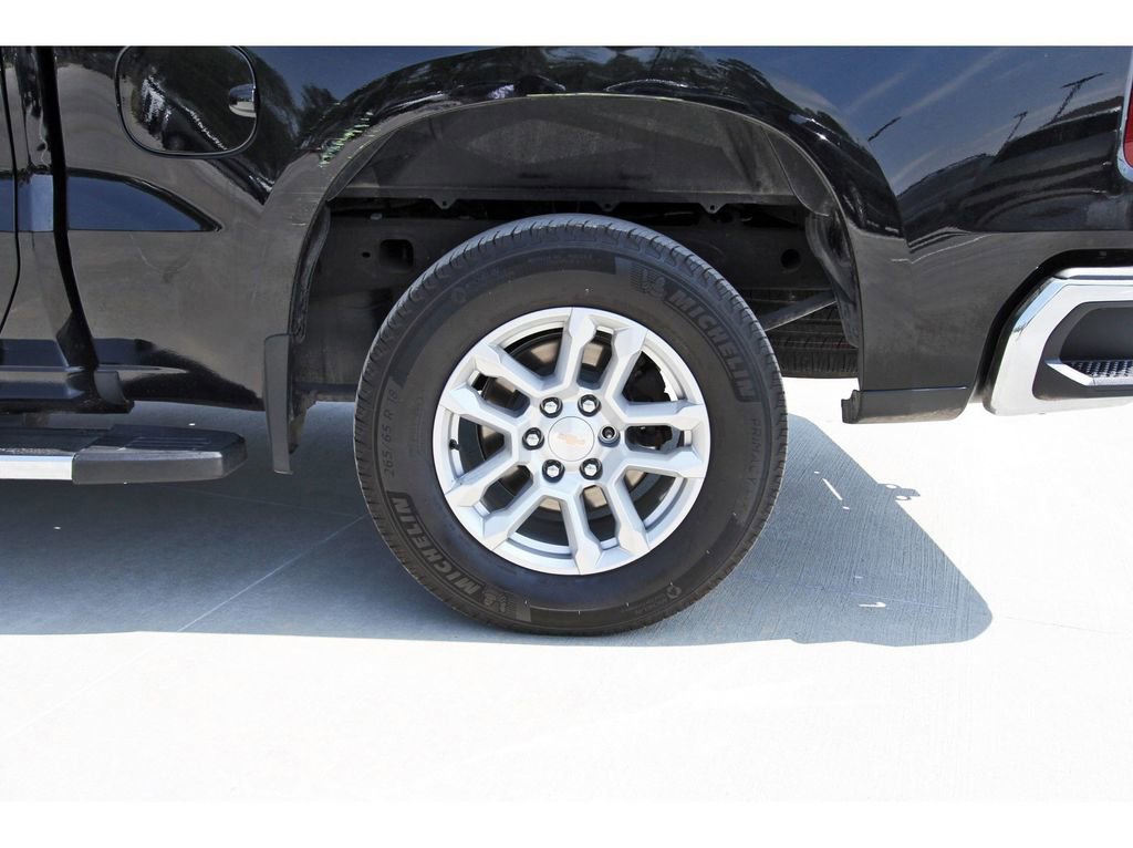 Used 2025 Chevrolet Silverado 1500 LT image 29
