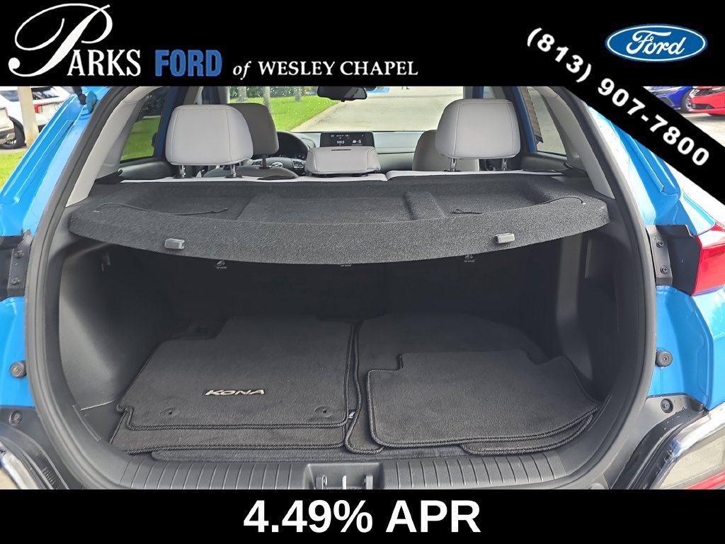 Used 2023 Hyundai Kona SEL w/ Cargo Package FWD image 9