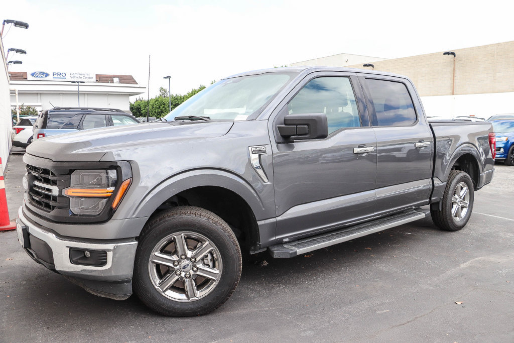 Certified 2025 Ford F150 XLT w/ Equipment Group 301A Standard