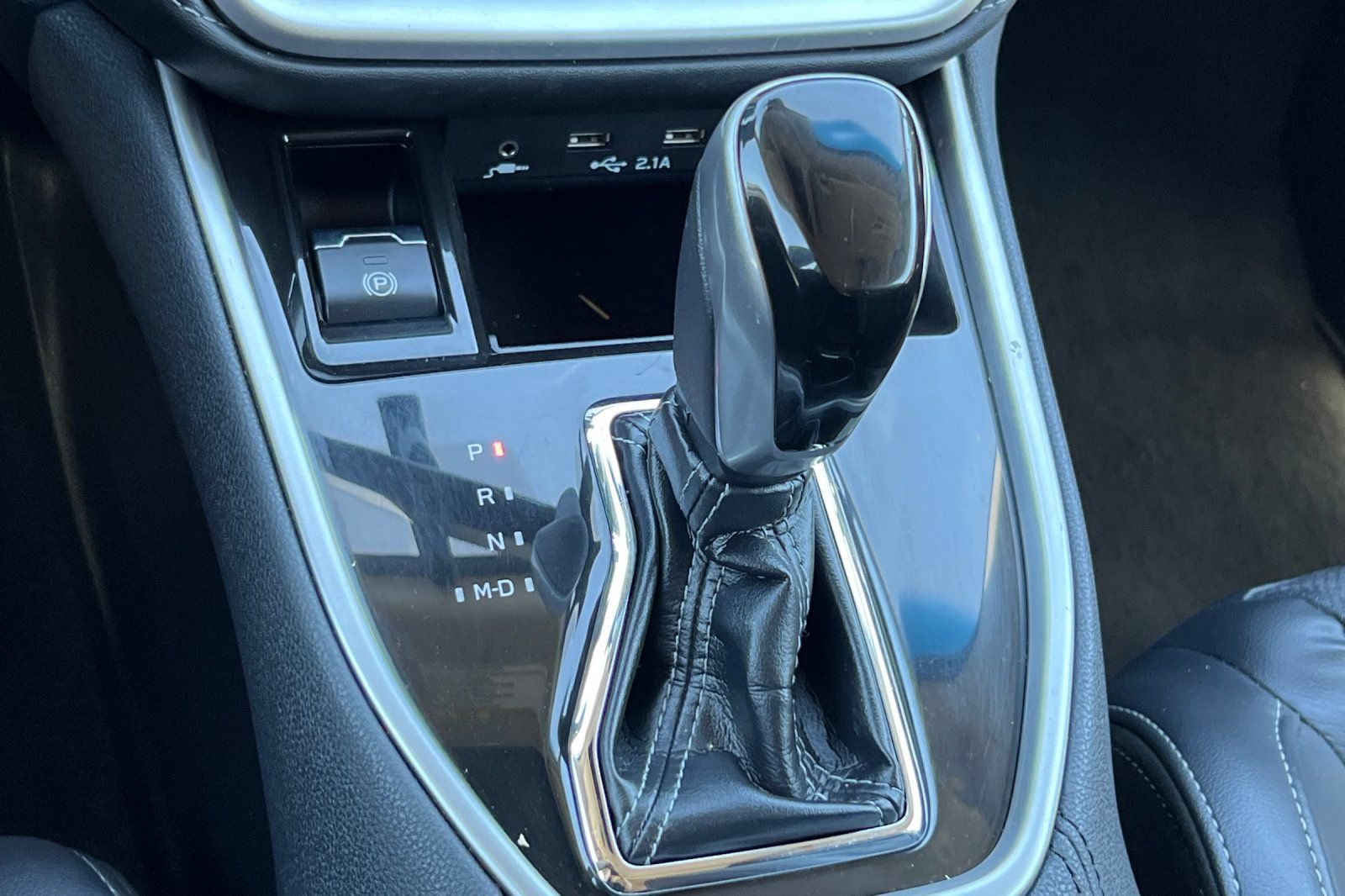 Used 2022 Subaru Outback Limited w/ Popular Package #2 AWD/4WD image 23