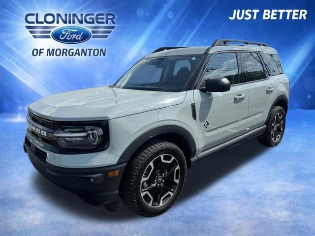 Certified 2023 Ford Bronco Sport Outer Banks w/ Tech Package AWD/4WD image 4