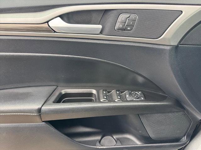 Certified 2020 Ford Fusion SEL image 21