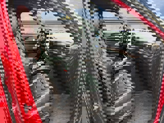 Certified 2020 Ford Explorer Platinum w/ Premium Technology Package image 9