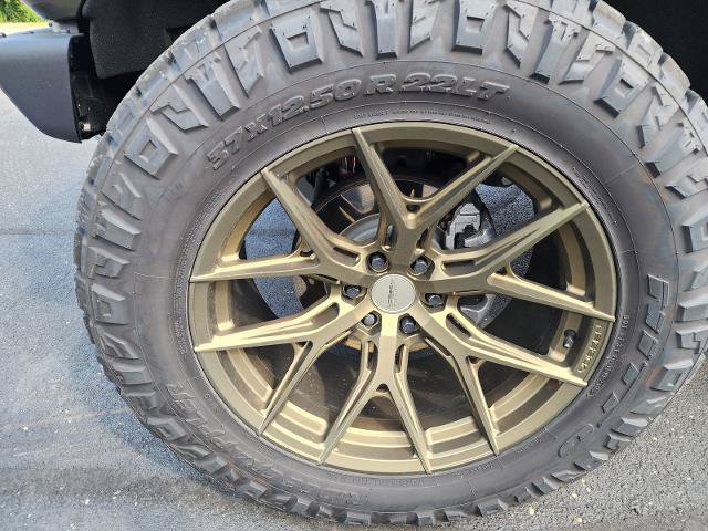 Certified 2024 Ford Bronco Raptor w/ Interior Carbon Fiber Pack 6 AWD/4WD image 9