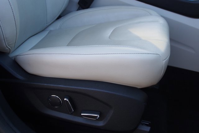 Certified 2019 Ford Edge Titanium w/ Equipment Group 301A image 12