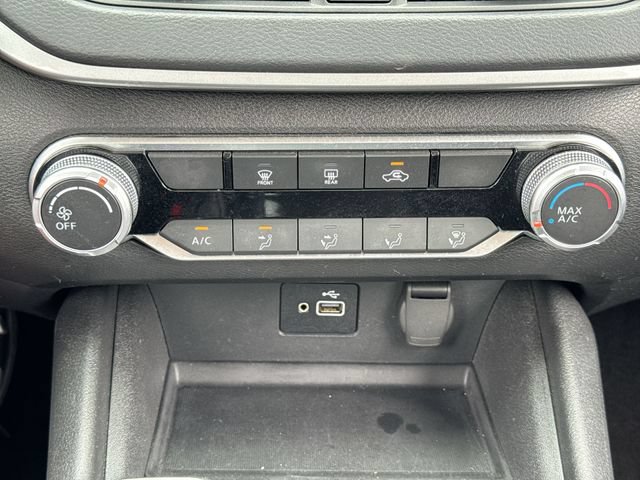 Used 2024 Nissan Altima 2.5 S FWD image 17