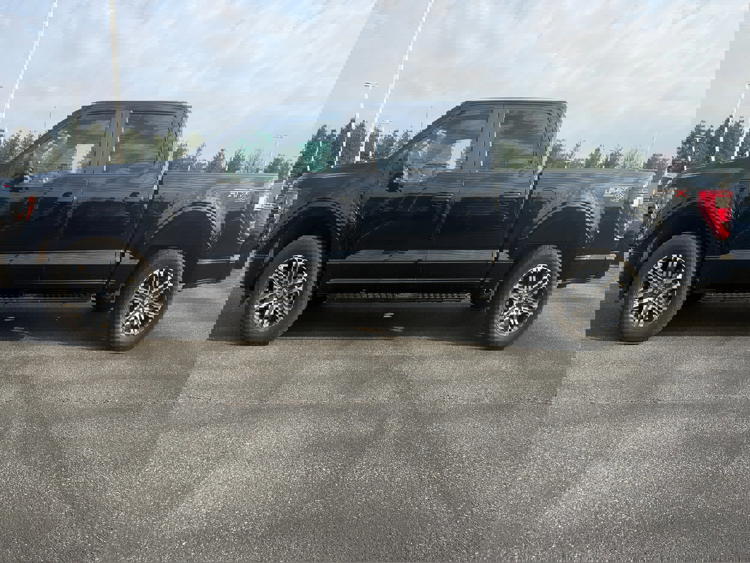 Certified 2023 Ford F150 XL w/ STX Appearance Package image 5