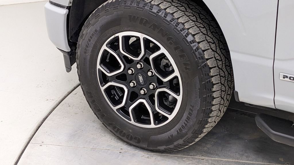 Certified 2023 Ford F150 XLT w/ Equipment Group 302A High image 4