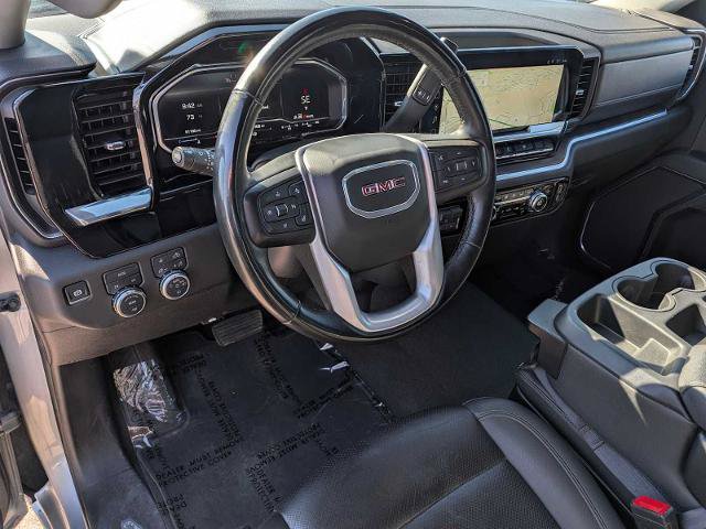 Used 2025 GMC Sierra 1500 SLT AWD/4WD image 2