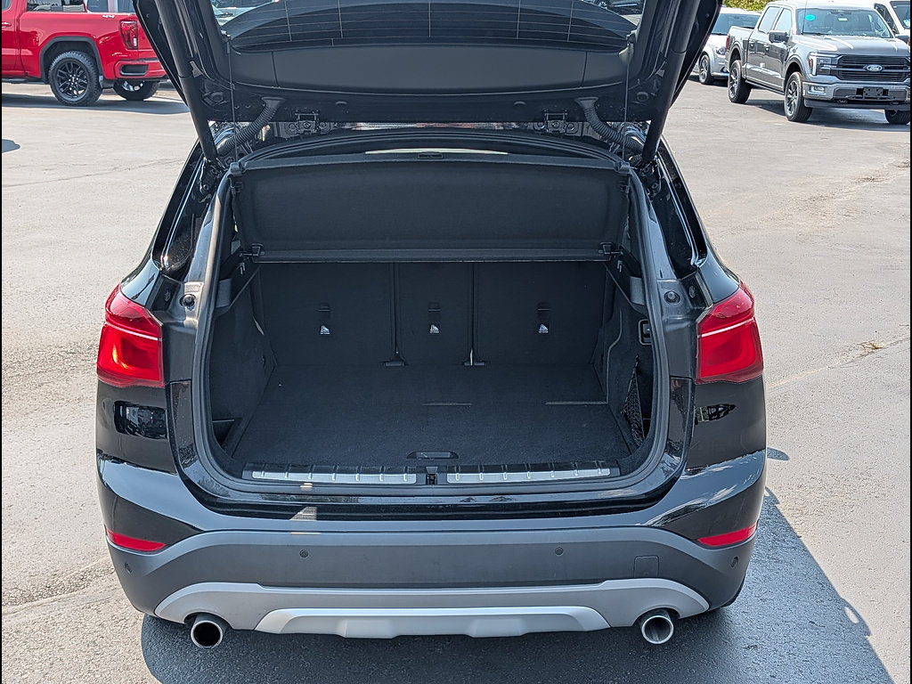 Used 2018 BMW X1 xDrive28i AWD/4WD image 8