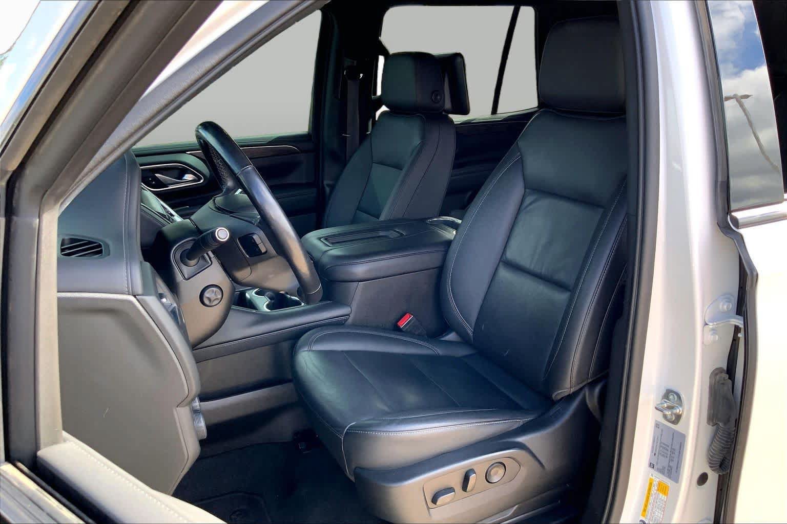 Used 2022 Chevrolet Tahoe Z71 w/ Off-Road Capability Package AWD/4WD image 8