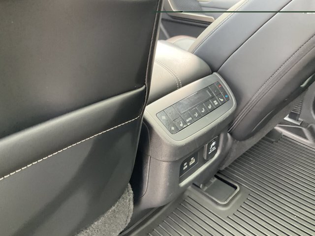 Used 2023 Nissan Pathfinder Platinum w/ Cargo Package AWD/4WD image 12