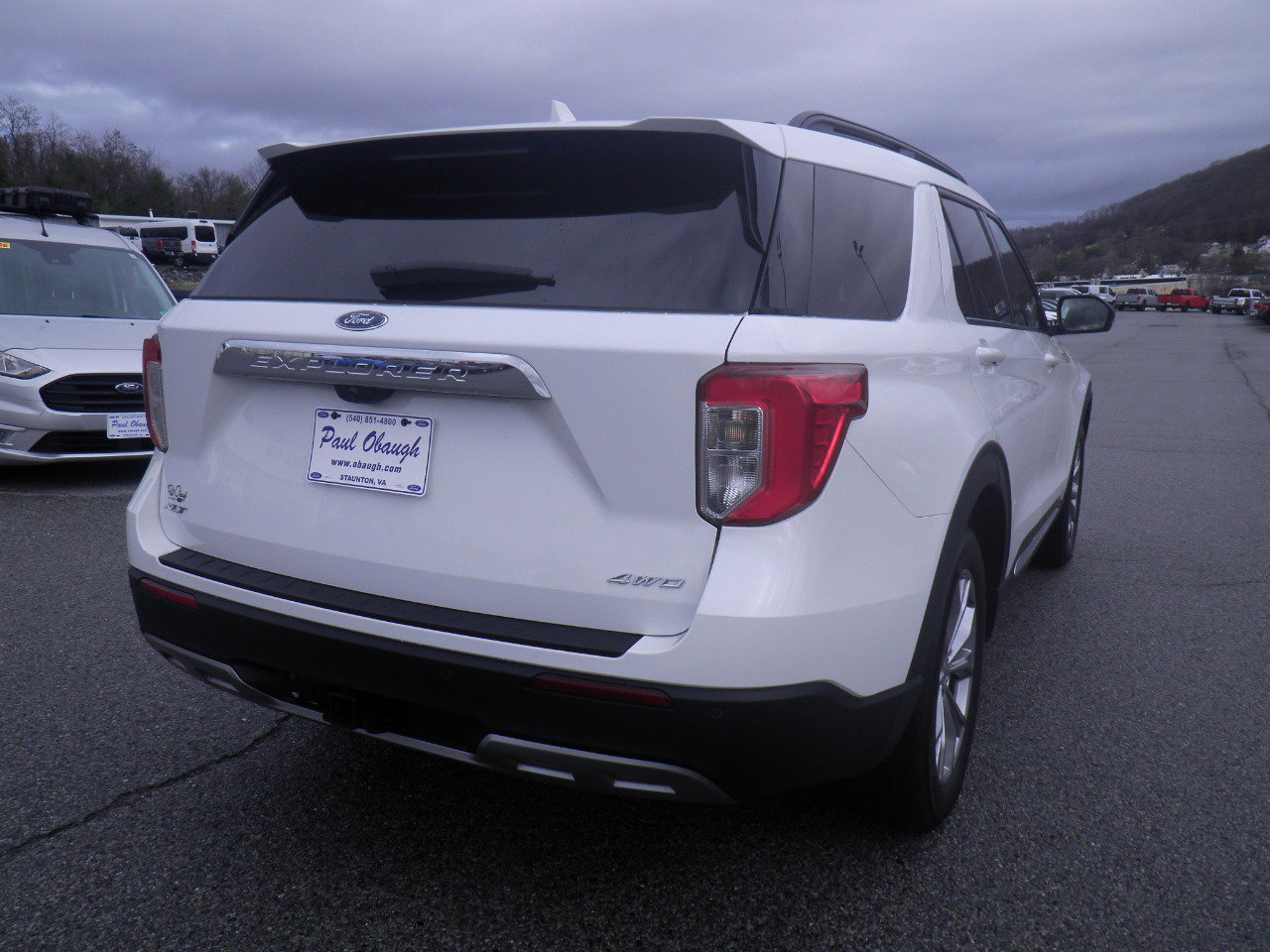 Certified 2024 Ford Explorer XLT w/ Equipment Group 202A image 4