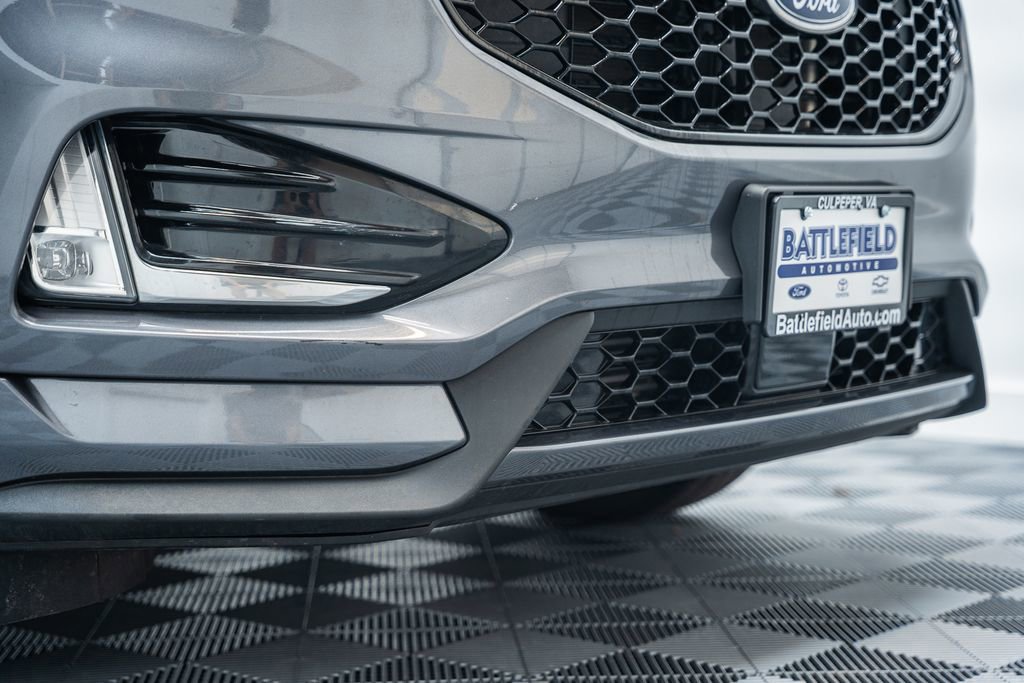Certified 2022 Ford Edge ST-Line AWD/4WD image 12
