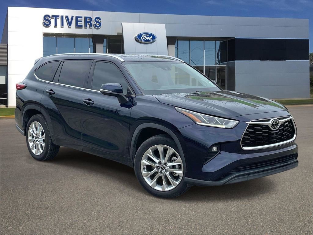 Used 2021 Toyota Highlander Limited