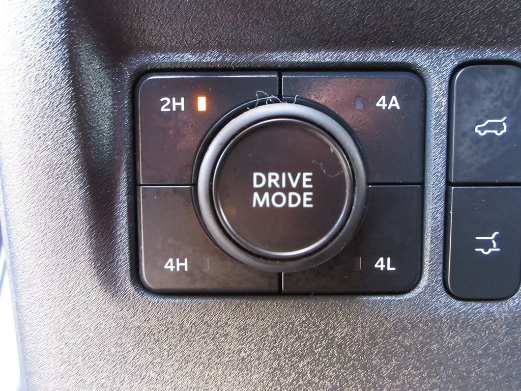 Certified 2025 Ford Expedition Max Active AWD/4WD image 17