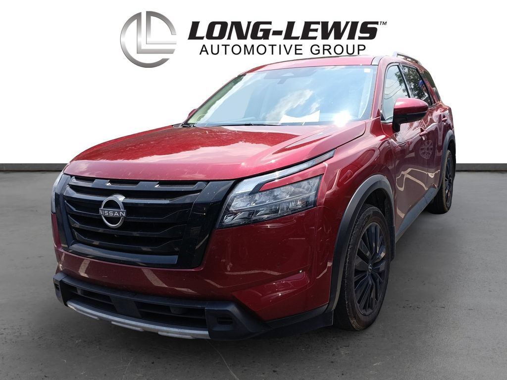 Used 2025 Nissan Pathfinder SL w/ SL Premium Package AWD/4WD image 1