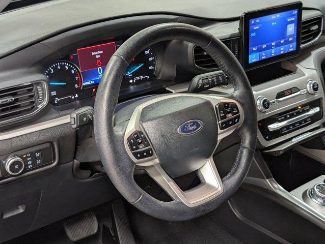 Certified 2023 Ford Explorer XLT w/ Equipment Group 202A AWD/4WD image 9