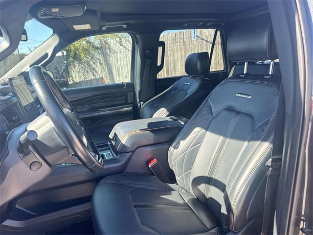 Certified 2023 Ford Expedition Platinum image 18
