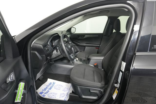 Certified 2025 Ford Escape Active AWD/4WD image 20