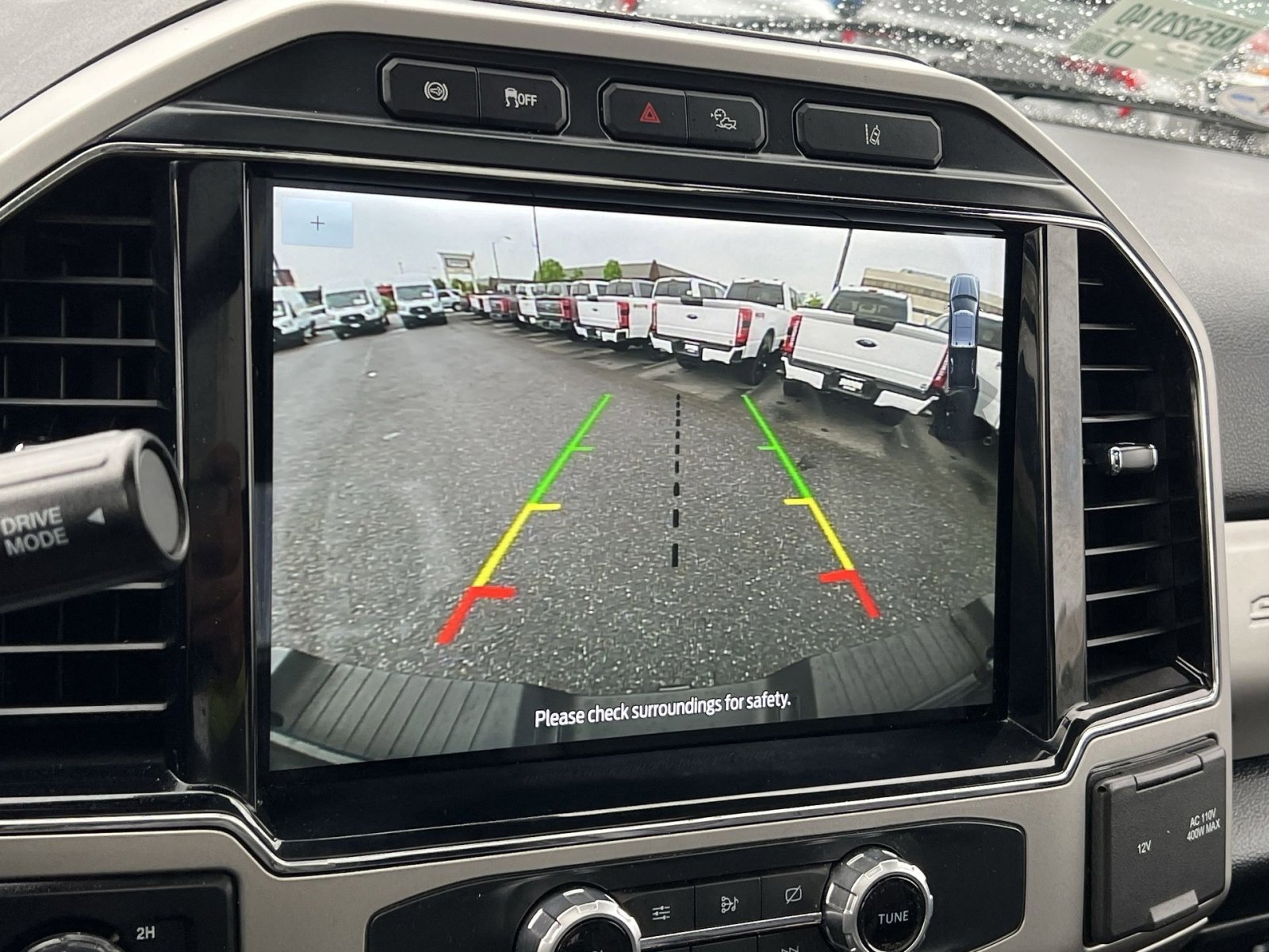 Certified 2022 Ford F250 Lariat w/ Tremor Off-Road Package AWD/4WD image 27