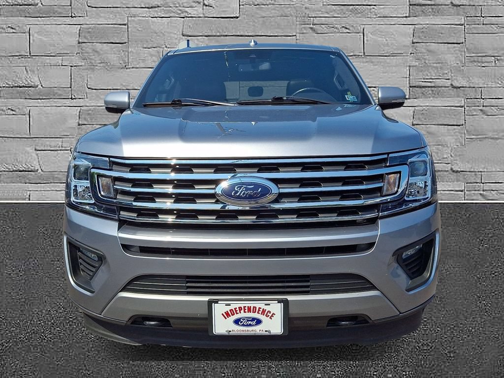 Certified 2020 Ford Expedition XLT w/ Equipment Group 202A AWD/4WD image 3