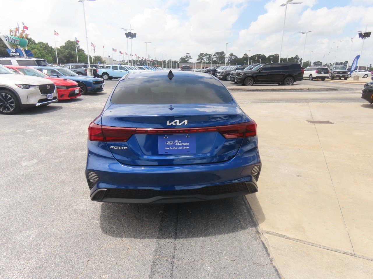 Used 2024 Kia Forte LXS FWD image 11