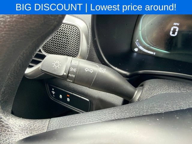 Used 2024 Kia Soul LX w/ Option Group 015 FWD image 29