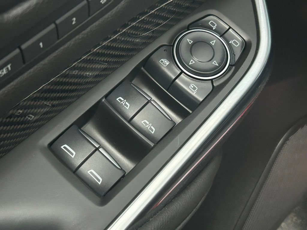 Used 2025 Cadillac XT4 Sport AWD/4WD image 17