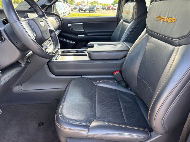 Certified 2025 Ford Expedition Tremor AWD/4WD image 17
